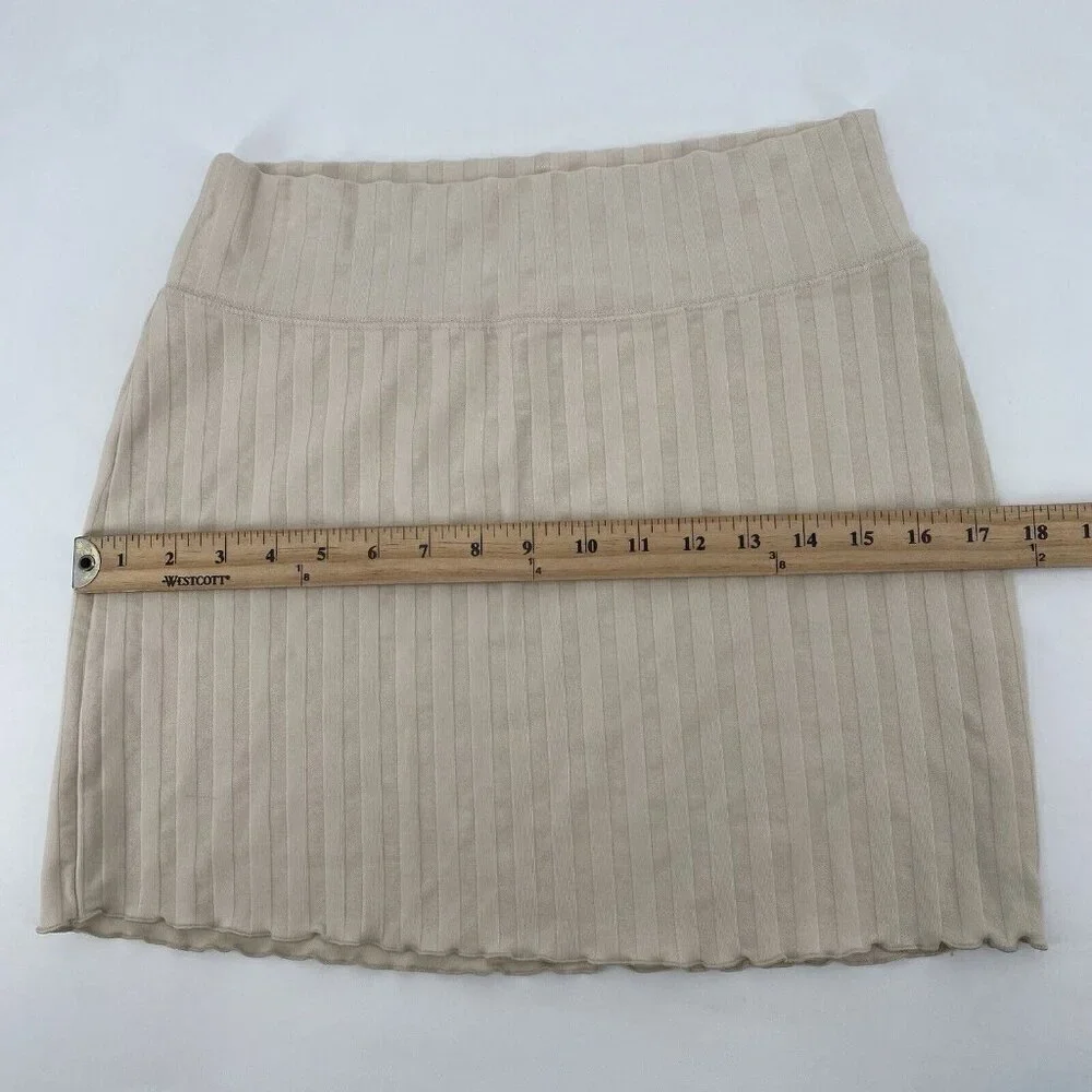 Aerie OG Groove Mini Skirt Size Medium Ribbed Stretch OFFLINE Beige